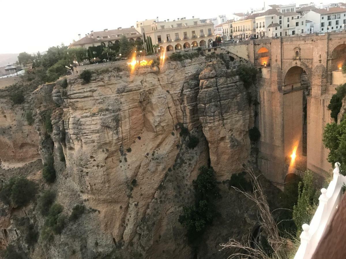 רונדה Casa Palacio Villazambra מראה חיצוני תמונה